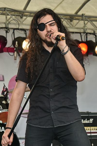 114.jpg
