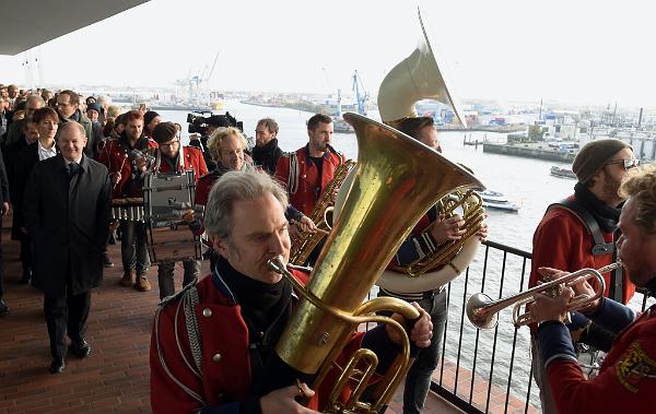 161104_plaza_opening.jpg - Festakt Plaza Elbphilharmonie